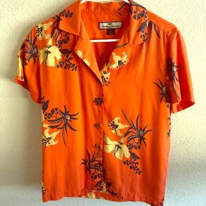 Ladies Tommy Bahama Shirt